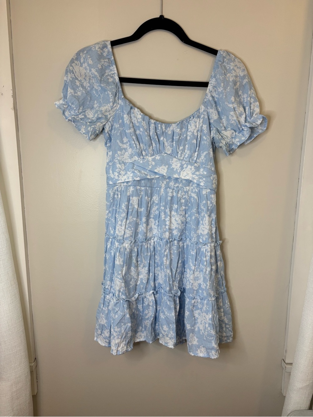 Trixxi Pale Blue Floral Puff-Sleeve Mini Dress